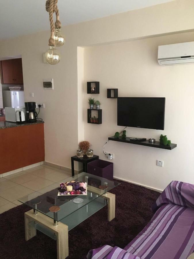 Abitare Cosy Apartment Paphos ภายนอก รูปภาพ