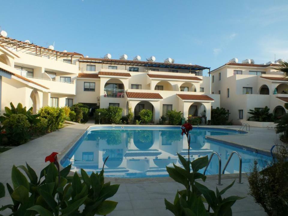 Abitare Cosy Apartment Paphos ภายนอก รูปภาพ